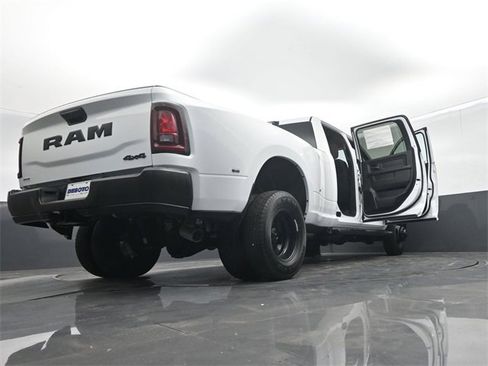 Used 2025 RAM 3500 Tradesman image 71
