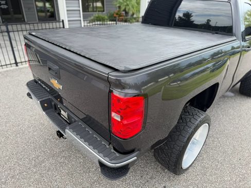 Used 2014 Chevrolet Silverado 1500 W/T RWD image 10