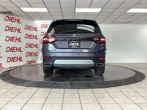 Used 2024 Honda Pilot Elite image 6