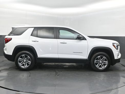 Used 2026 GMC Terrain Elevation FWD image 10