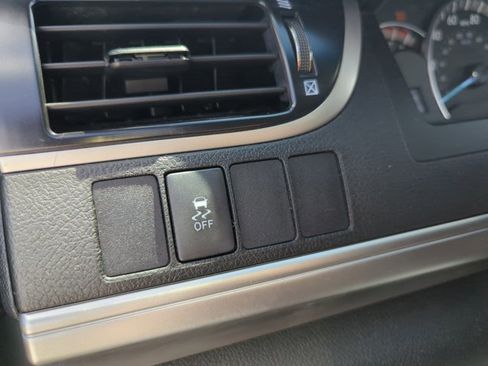 Used 2012 Toyota Camry SE image 25