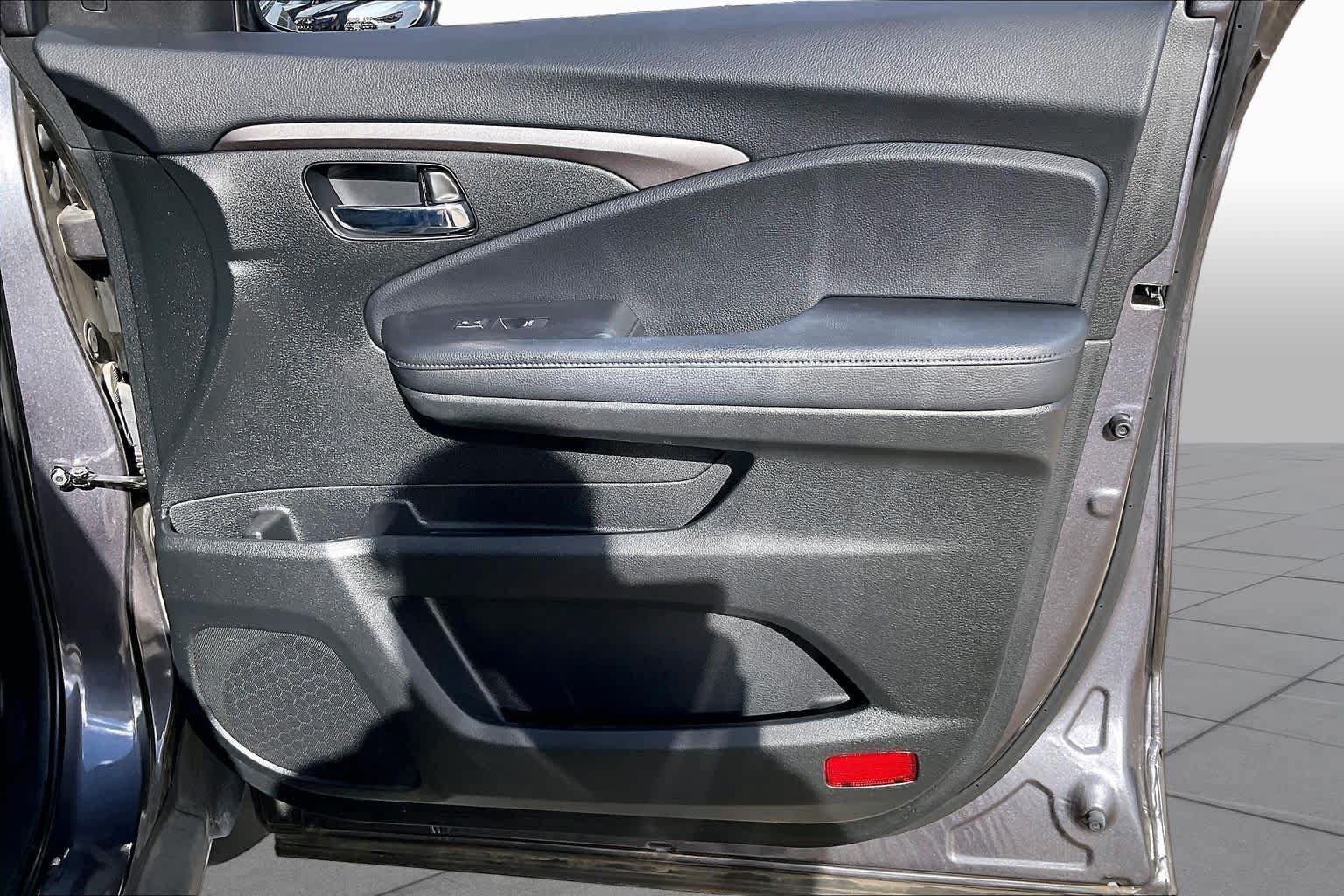 Used 2020 Honda Pilot EX-L image 22