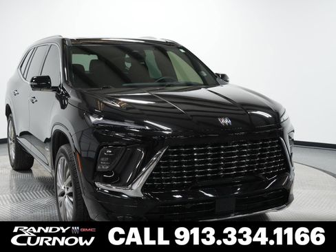 Used 2025 Buick Enclave Avenir w/ Super Cruise Package image 1