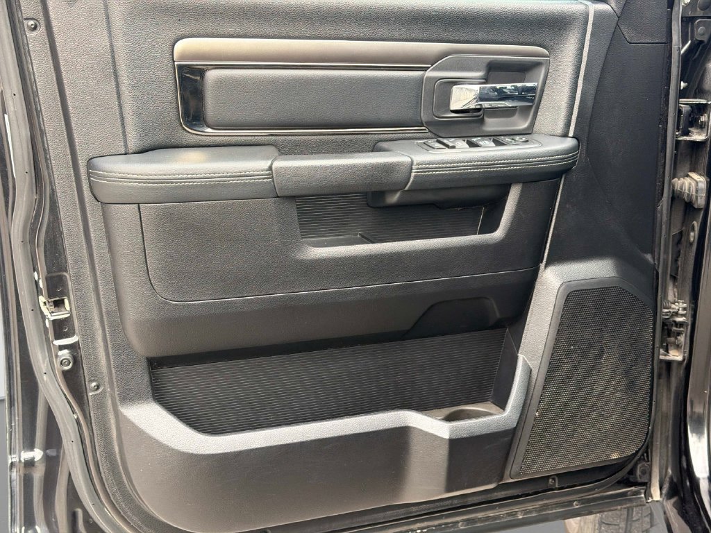 Used 2015 RAM 1500 Sport w/ Convenience Group AWD/4WD image 18