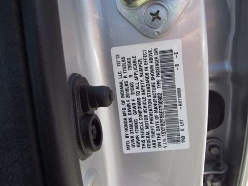 Used 2014 Honda Civic LX image 33