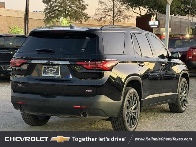 Used 2023 Chevrolet Traverse RS FWD image 4