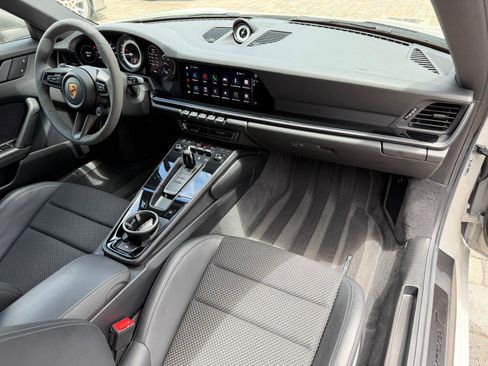 Used 2024 Porsche 911 Carrera T image 44