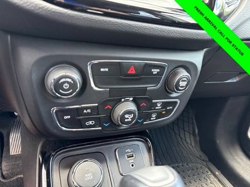Used 2020 Jeep Compass Limited AWD/4WD image 33