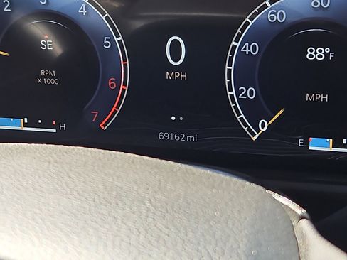 Used 2024 Jeep Wagoneer Series II w/ Flexible Seating Group AWD/4WD image 20