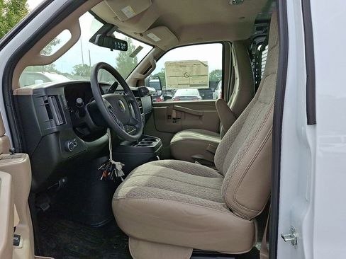 New 2025 Chevrolet Express 3500 WT Van w/ Driver Convenience Package image 11