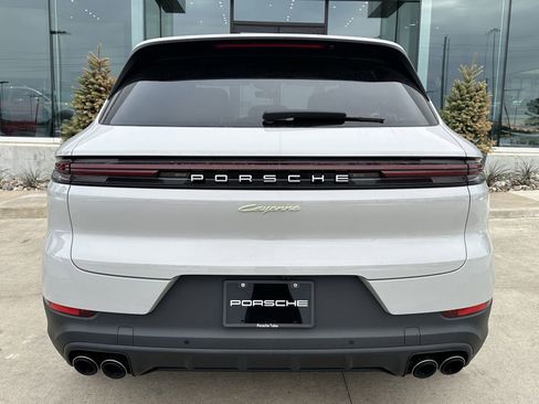 New 2026 Porsche Cayenne E-Hybrid image 6