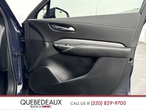 Used 2025 Cadillac XT4 Premium Luxury image 47