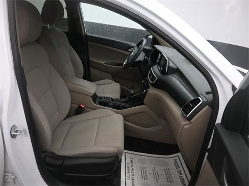 Used 2019 Hyundai Tucson SEL w/ Cargo Package image 11