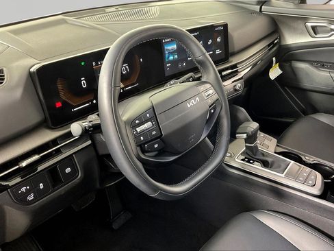 Used 2026 Kia Sportage X-Line w/ X-Line Premium Package AWD/4WD image 17