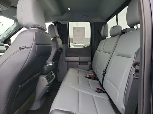 Certified 2022 Ford F150 Lariat w/ Equipment Group 502A High image 13