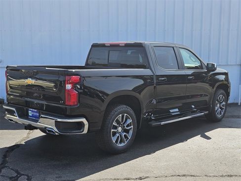 New 2025 Chevrolet Silverado 1500 LT w/ Z71 Off-Road Package image 3