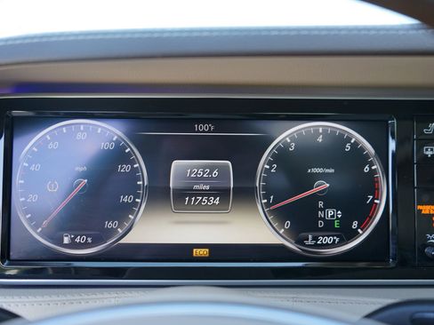 Used 2014 Mercedes-Benz S 550 Sedan image 25