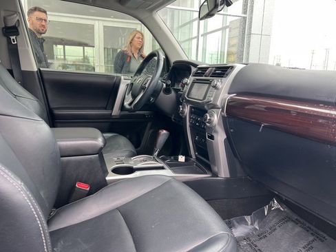 Certified 2017 Toyota 4Runner Limited image 31