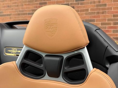 Used 2019 Porsche 911 Speedster image 22