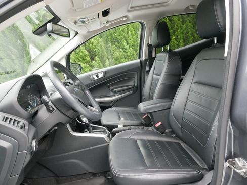 Used 2018 Ford EcoSport Titanium w/ Titanium Cold Weather Package AWD/4WD image 6