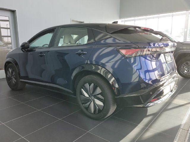 Used 2024 Nissan Ariya AWD image 2