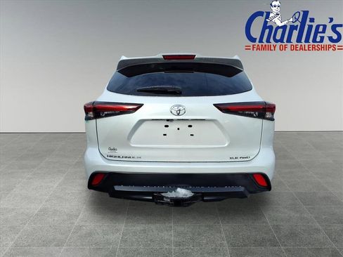 New 2026 Toyota Highlander XLE image 5