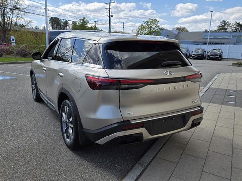 Certified 2023 INFINITI QX60 Luxe w/ Vision Package AWD/4WD image 14