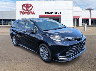 Certified 2023 Toyota Sienna Limited FWD video 1