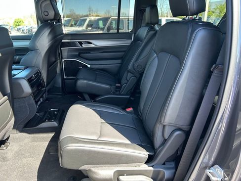 New 2026 Jeep Grand Wagoneer L Limited AWD/4WD image 23