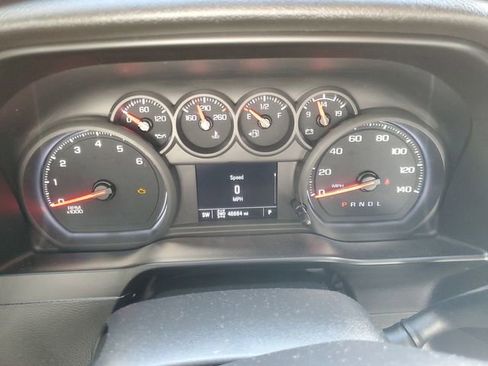 Used 2021 Chevrolet Silverado 2500 Custom w/ Custom Value Package image 25