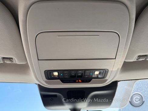 Used 2025 Ford Expedition Platinum AWD/4WD image 29