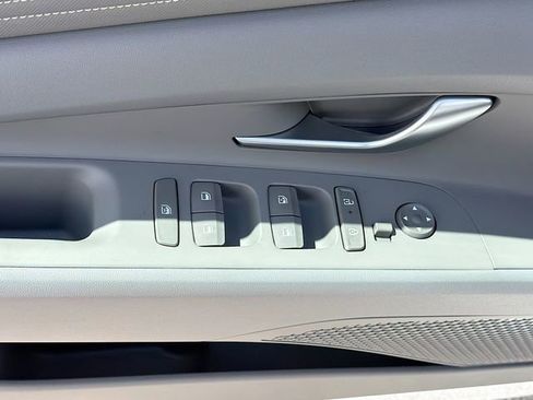 New 2026 Hyundai Elantra SEL Sport Premium FWD image 17