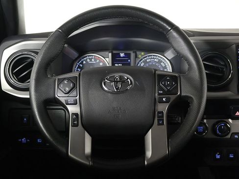 Used 2022 Toyota Tacoma Limited w/ Nightshade Package AWD/4WD image 36