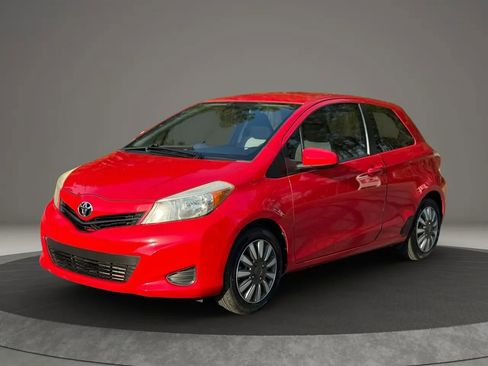 Used 2012 Toyota Yaris L FWD image 1