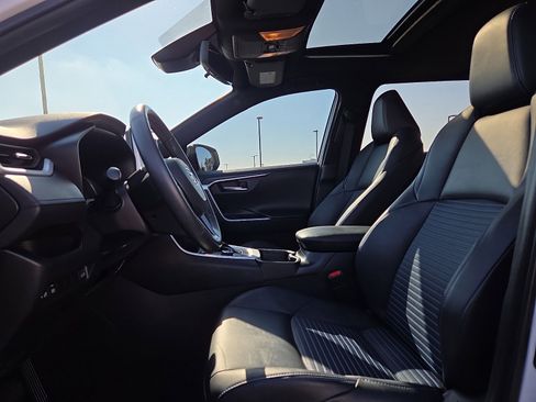 Used 2021 Toyota RAV4 XSE image 15