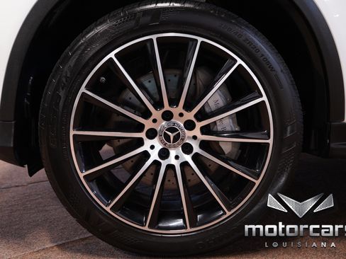 Used 2019 Mercedes-Benz GLC 300 4MATIC Coupe image 16