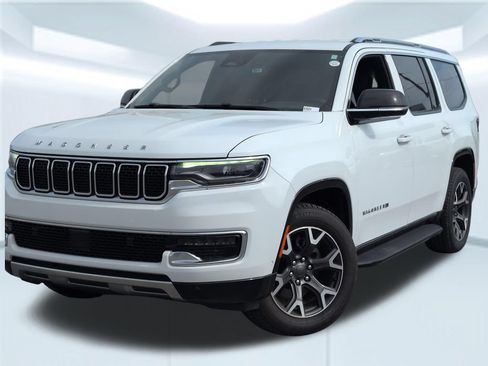 Used 2024 Jeep Wagoneer Series III AWD/4WD image 1