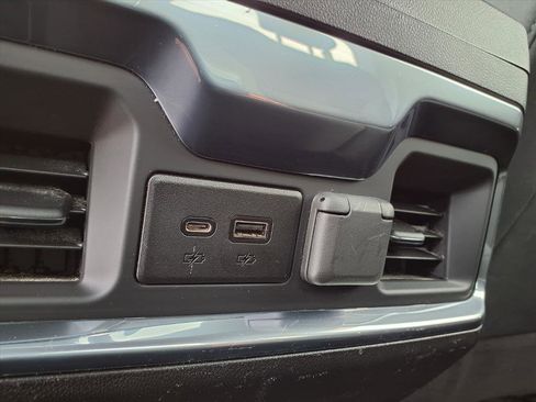 Used 2021 GMC Sierra 1500 Elevation image 24