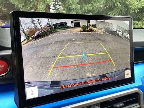 Used 2024 Toyota Tacoma TRD Sport image 14