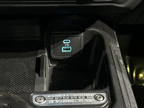 Used 2025 Ford Bronco Outer Banks AWD/4WD image 77
