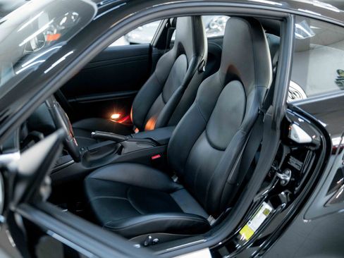 Used 2012 Porsche 911 Turbo image 58