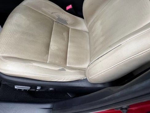 Used 2013 Lexus CT 200h image 37