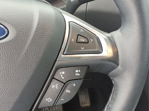Used 2024 Ford Edge SEL w/ Convenience Package AWD/4WD image 19