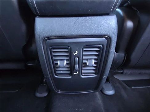 Used 2022 Dodge Durango SXT image 15