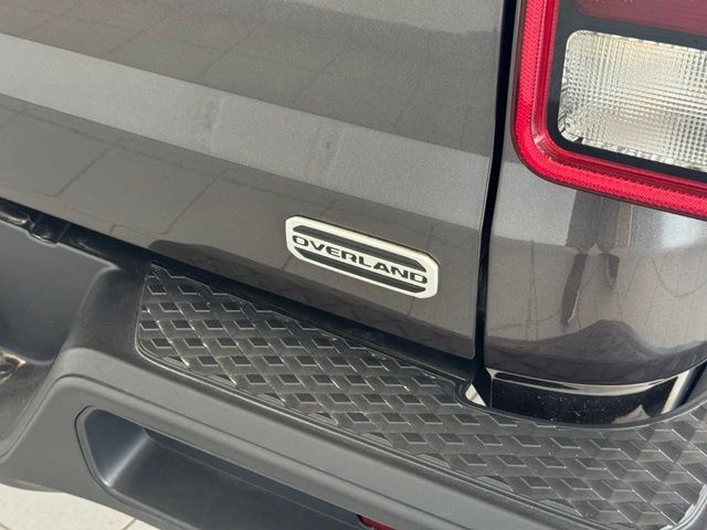 Used 2020 Jeep Gladiator Overland AWD/4WD image 49