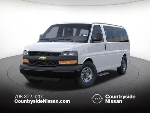 Used 2024 Chevrolet Express 3500 LT w/ LT Preferred Equipment Group RWD image 1