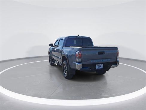 Used 2020 Toyota Tacoma TRD Off-Road image 7