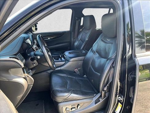 Used 2016 Cadillac Escalade Platinum AWD/4WD image 23