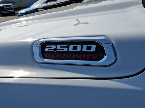 Used 2024 RAM 2500 Big Horn AWD/4WD image 28
