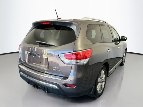 Used 2016 Nissan Pathfinder Platinum AWD/4WD image 8
